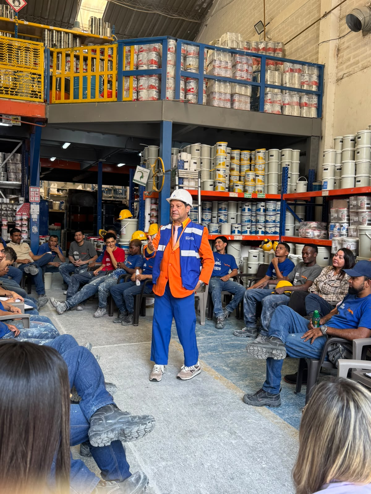 Capacitación de bienestar emocional con el equipo de Pintu House
